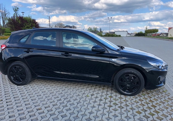 Hyundai I30 cena 45900 przebieg: 220000, rok produkcji 2020 z Daleszyce małe 596